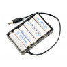 Korb für 6 AA (R6) Batterien mit DC 5,5 / 2,1 mm Anschlüssen