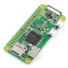Raspberry Pi Zero W - ein beliebter Mini-Computer mit einem Broadcom BCM2835 1-GHz-Prozessor und 512 MB RAM-Speicher. Das